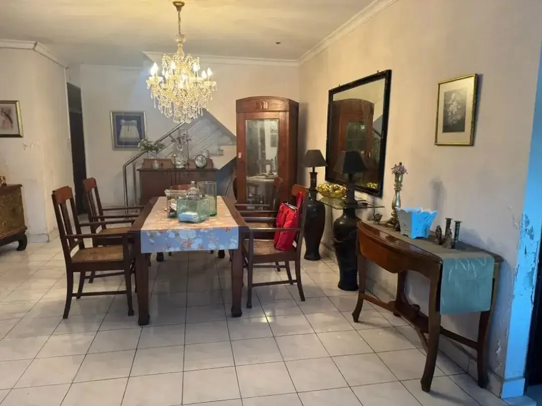Furnished 2 Storey House in Batubulan Sukawati Close to Bali Bird Park - Image 2 of 7