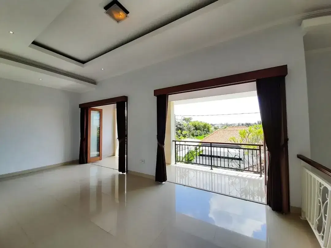 Dijual / Disewakan Villa second super murah siap Huni Di kayu Tulang utara canggu Badung Bali - Image 10 of 10