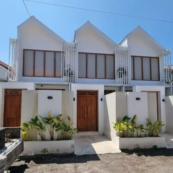 3 units villa compound for global sale in Tumbakbayuh, Bali - Image 1 of 10