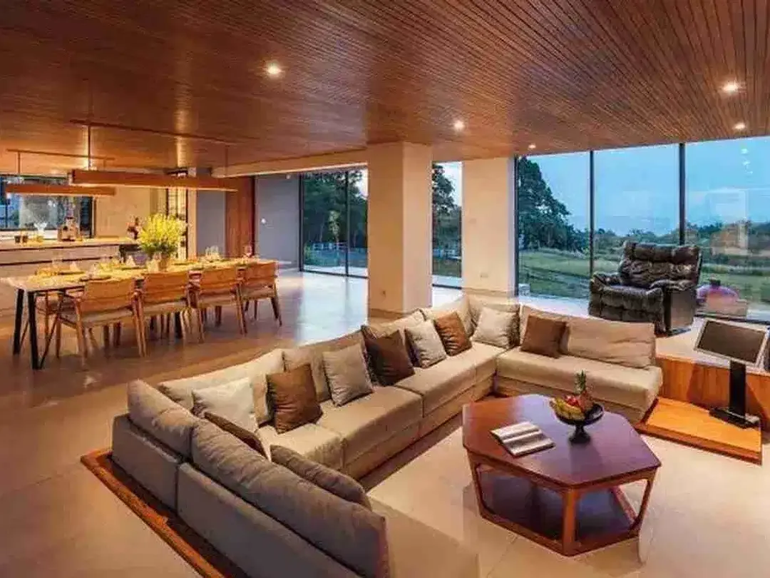 VILLA MODERN LUXURY 4 LANTAI VIEW SUNSET PECATU INDAH RESORT - Image 7 of 10