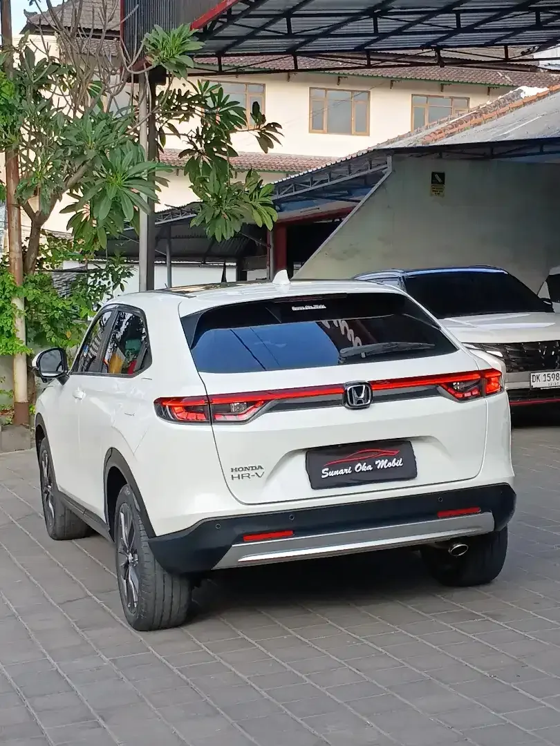 HR-V SE AUTOMATIC PLAT BALI PAJAK BARU ISTIMEWA - Image 4 of 10