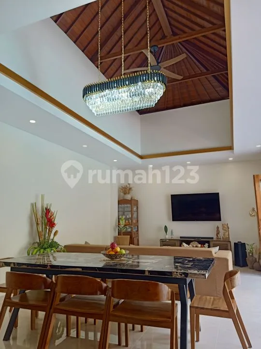 Villa Tropical Modern Dewi Saraswati Seminyak Bali - Image 4 of 4