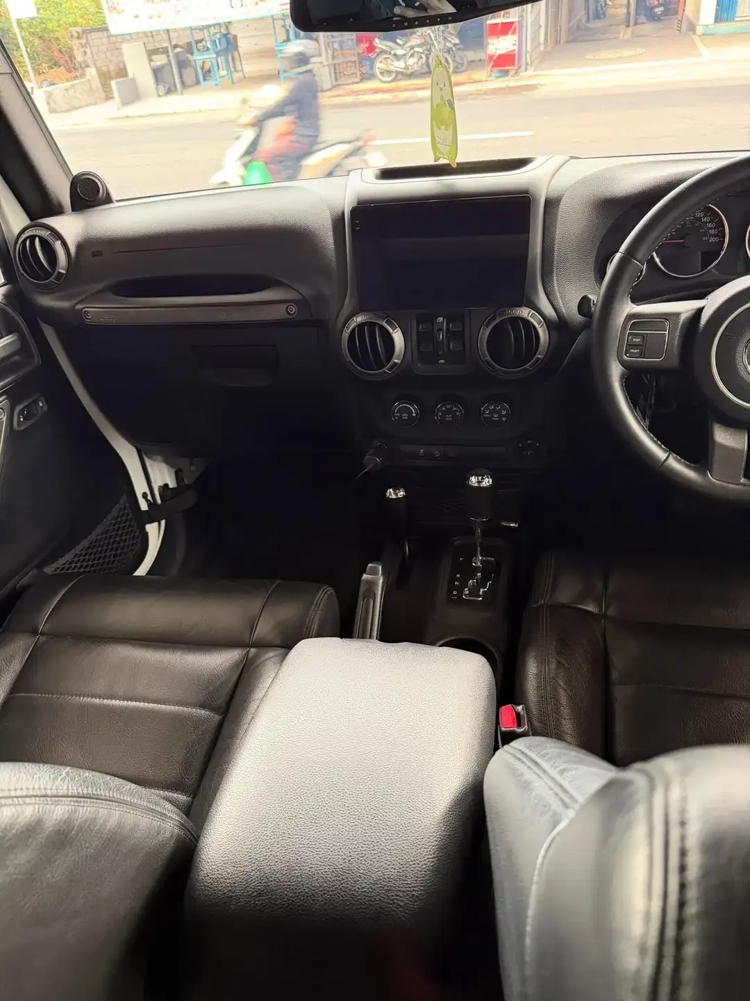 Jeep Wrangler JK 2012 - Image 7 of 7
