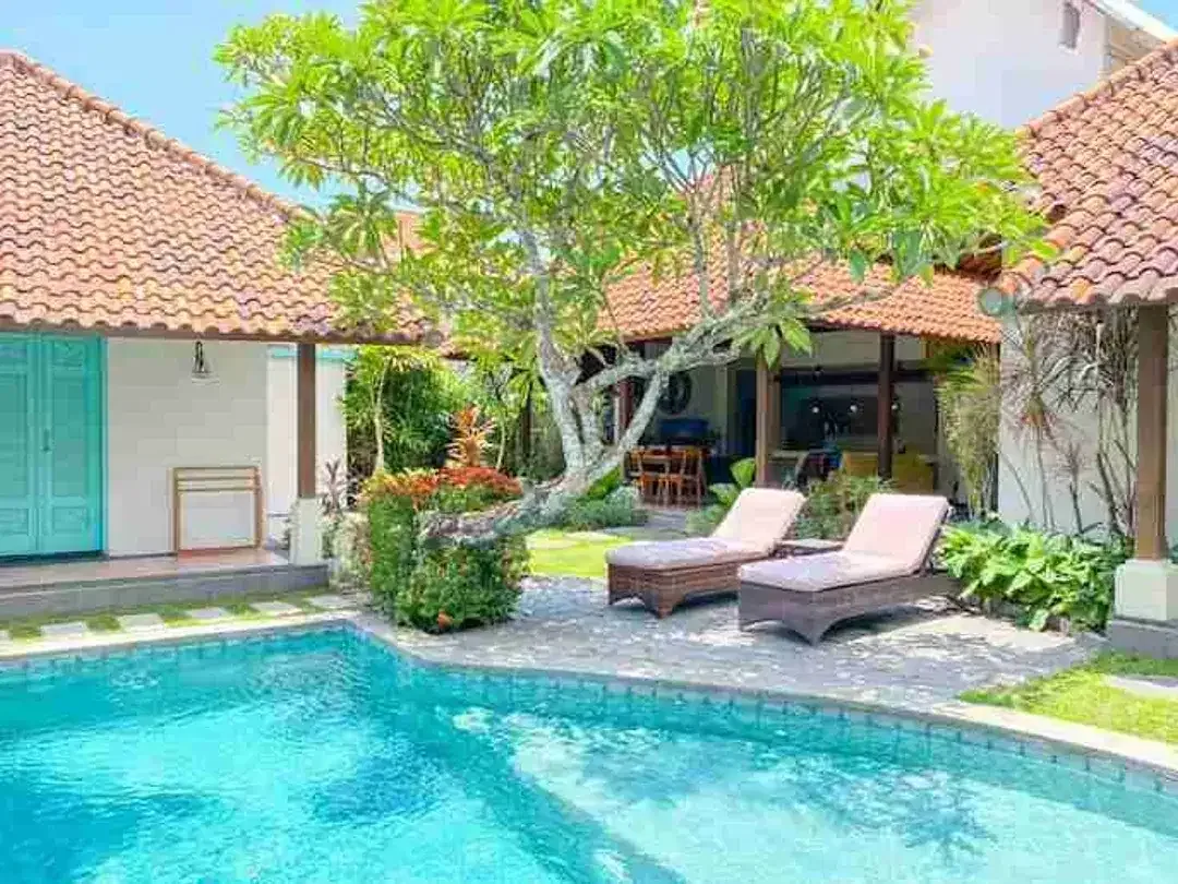 Villa 5 Are di Canggu Bali Hanya 5 Menit ke Pantai dan Beach Club - Image 2 of 10