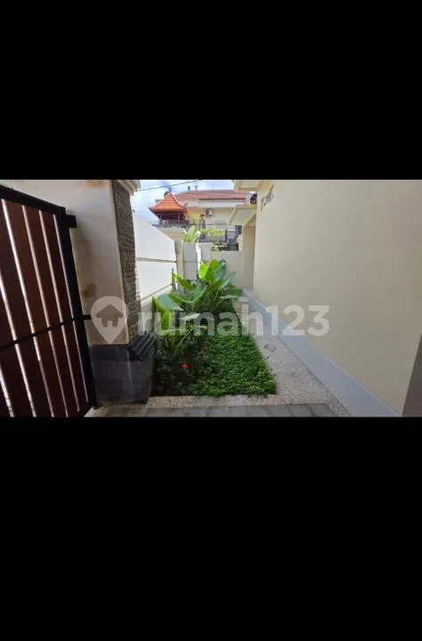 Rumah Cantik Fully Furnished di Sanur Denpasar Selatan - Image 2 of 4