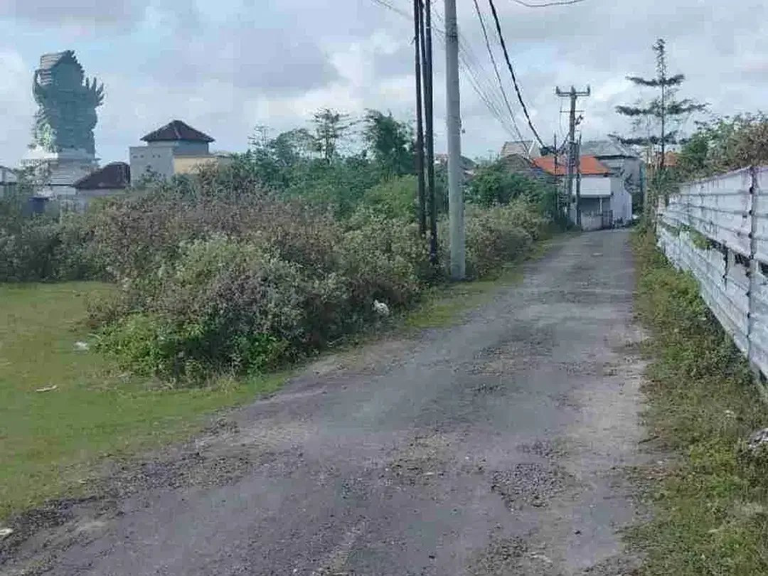 Dijual tanah dengan angsuran yang tenang untuk dibangun Cluster villa/DEKAT DENGAN NIRMALA UNGASAN - Image 2 of 5