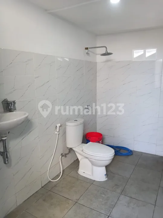 Rumah Baru Semi Furnished Siap Huni 15 Menit ke Pantai Pandawa - Image 3 of 4