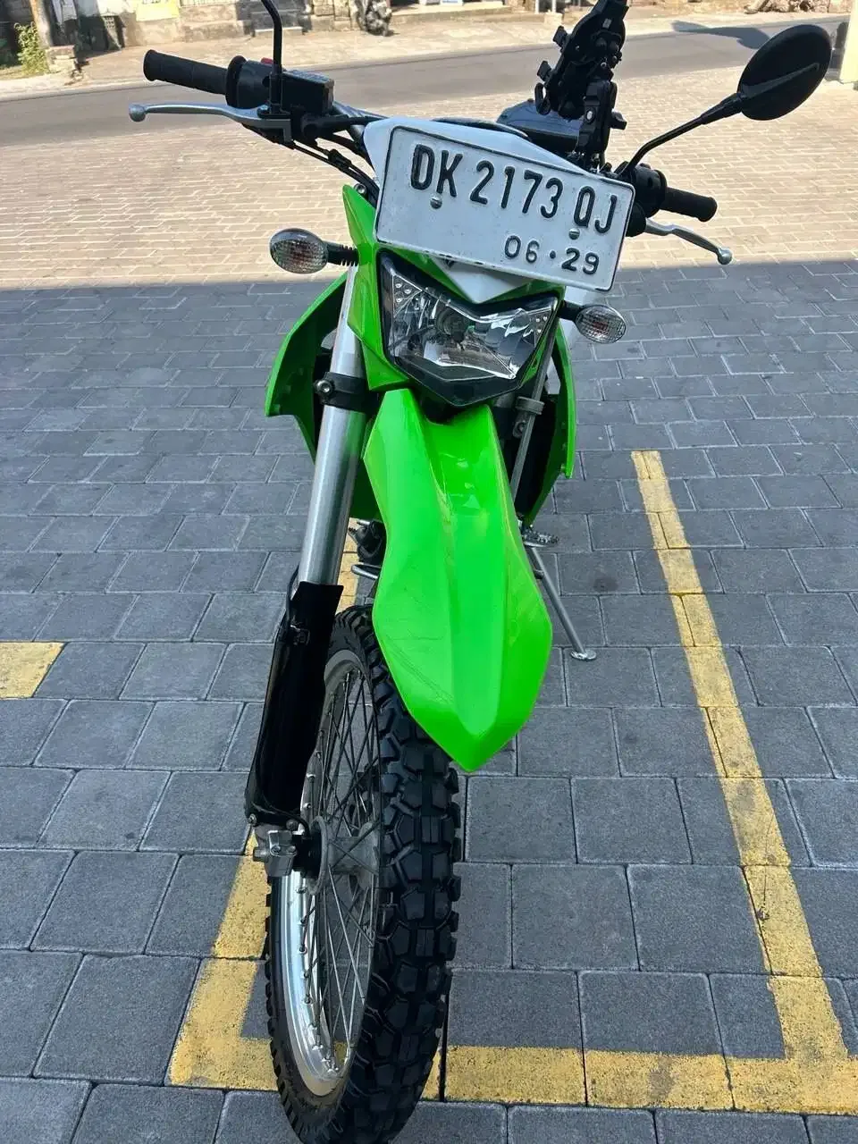 dijual KLX250, beli di 2024, ODO 4450km - Image 8 of 10