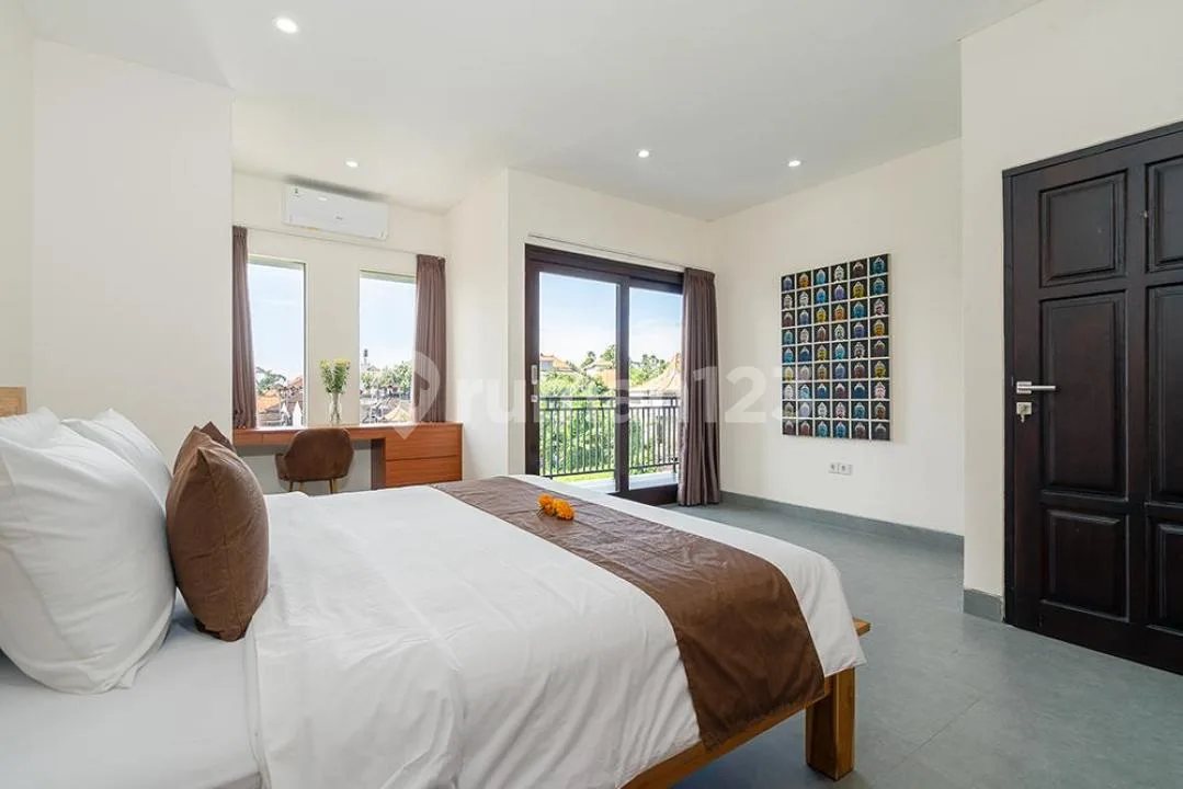 3Br Villa In Strategic Location Padonan, Close To Canggu - Image 4 of 4