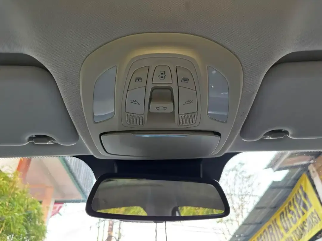 SIAP PAKAI! WULING ALMAZ RS PRO 7 SEATER 2021 - Image 9 of 10