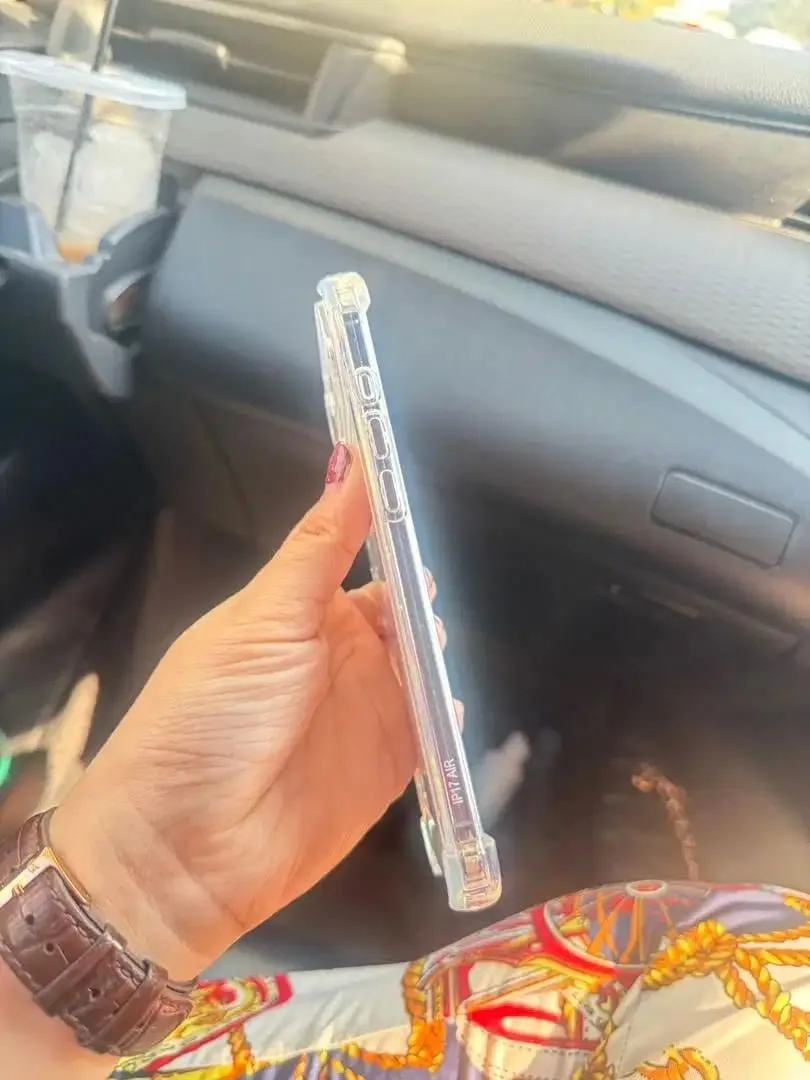 Iphone 17 air garansi resmi masih on 2027 - Image 6 of 7