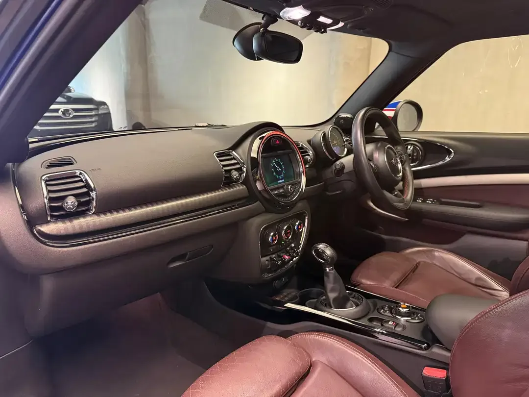 MINI Cooper S Clubman 2.0L 2019 - Image 9 of 10