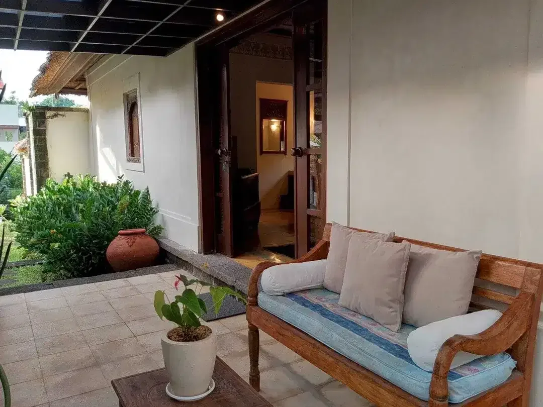 Beautiful Balinese Style Villa In Canggu, Close To Echo Beach - Image 2 of 9