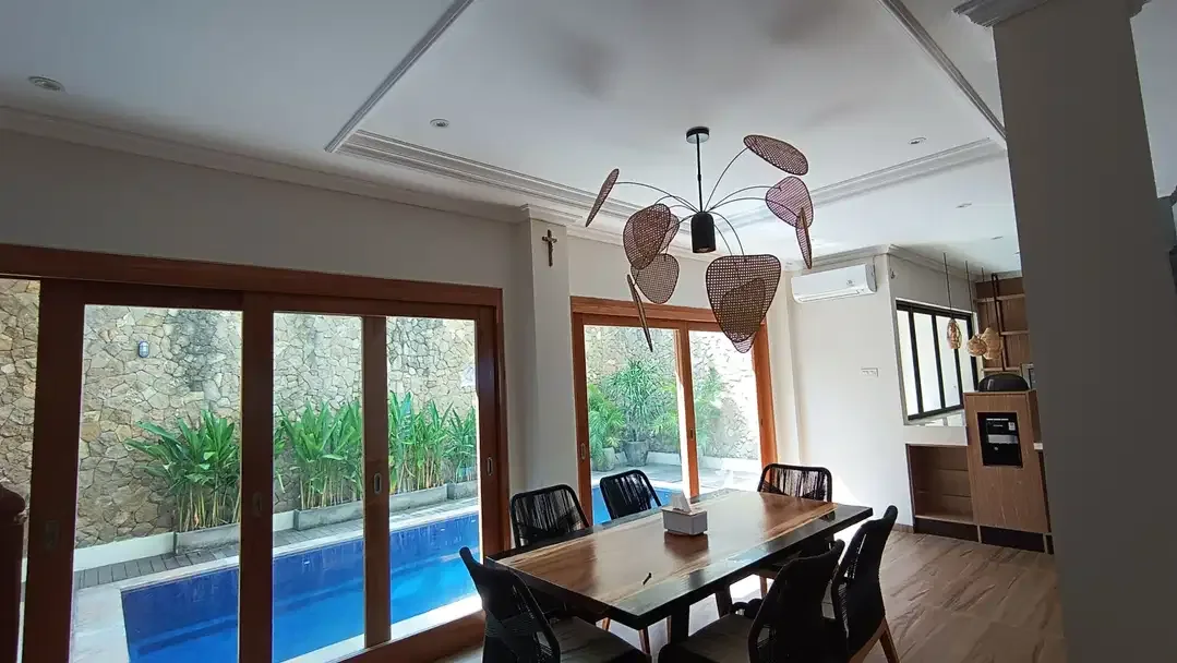 Villa 3 Kamar Tidur 10 Menit Kepantai Berawa - Canggu - Image 8 of 10
