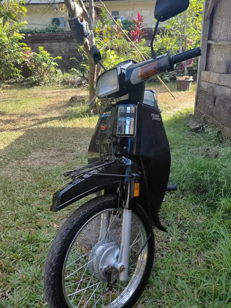 Astrea Prima 1990 - Image 8 of 8