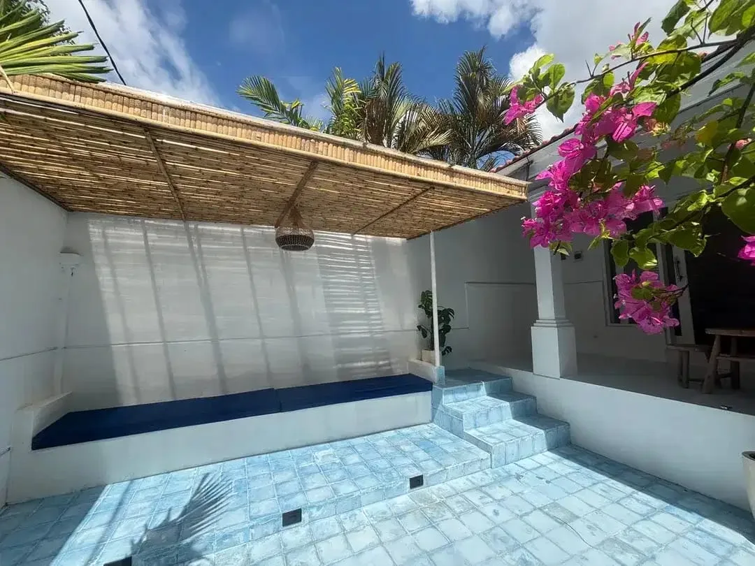 SUB LEASE 15 YEARS APARTEMENT CLOSE TO SEMINYAK - Image 1 of 9