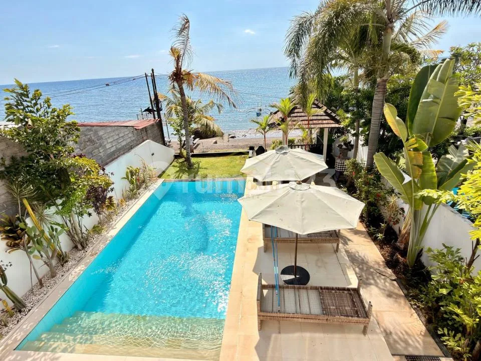 Beachfront Two-Storey 4-Bedroom Villa For Sale In North Bali - Image 2 of 4