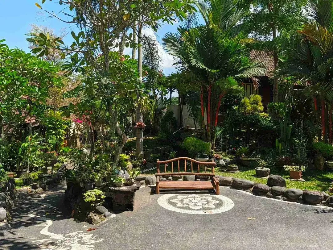 JUAL TANAH BONUS BANGUNAN VILLA DIJALAN UTAMA MUNGGU BANTAS - Image 4 of 10