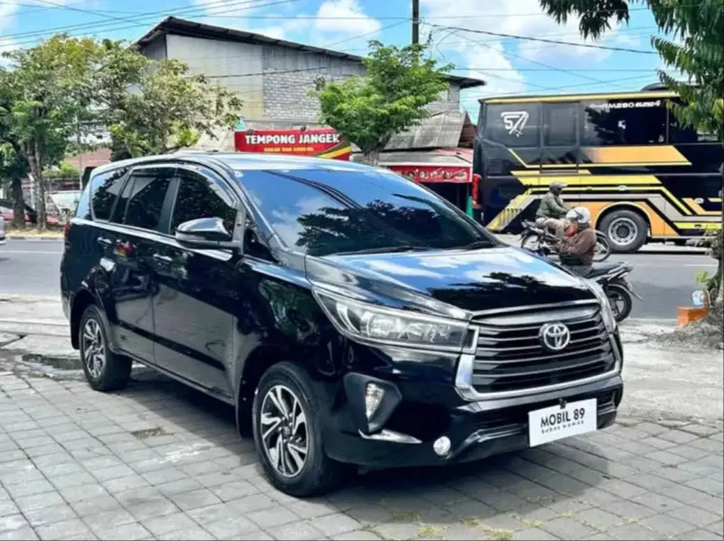 INNOVA REBORN 2.4 DIESEL MATIC - Image 2 of 6