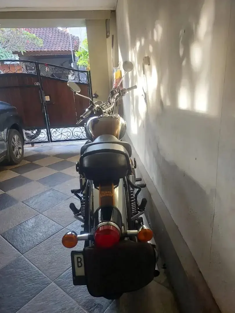 Dijual murah Royal Enfield Classic Reborn Chrome Bronze 2023 - Image 4 of 4