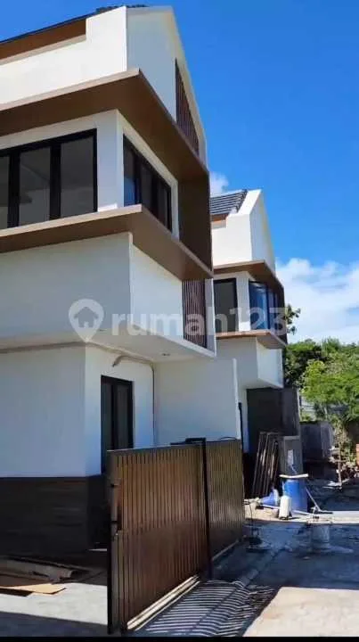 Hunian Semi Villa One Gate System Kawasan Villa Nusa Dua Bali - Image 2 of 4