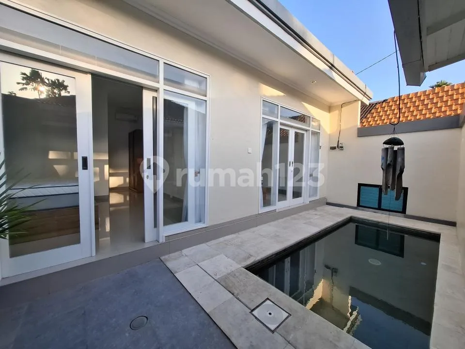 Available Villa For Rent In Kerobokan Area - Image 1 of 4