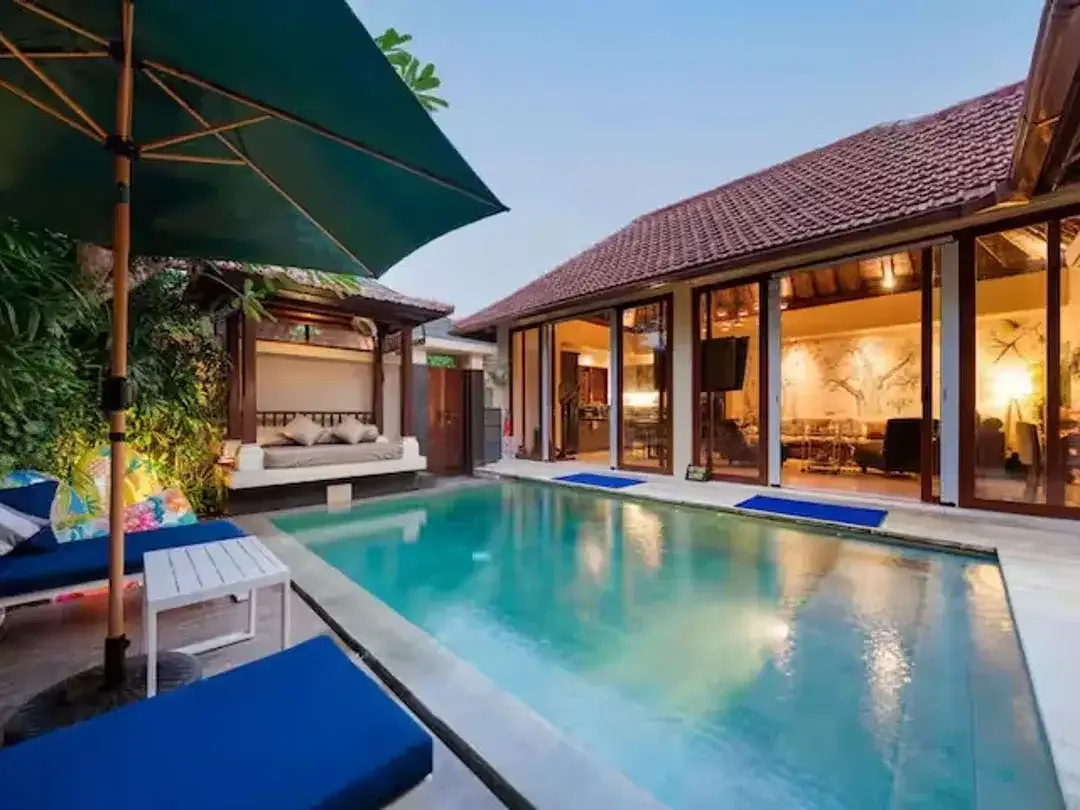 Luxury Fully Renovated Villa with Private Pool, Sauna & Spa – Prime Seminyak - Image 2 of 10