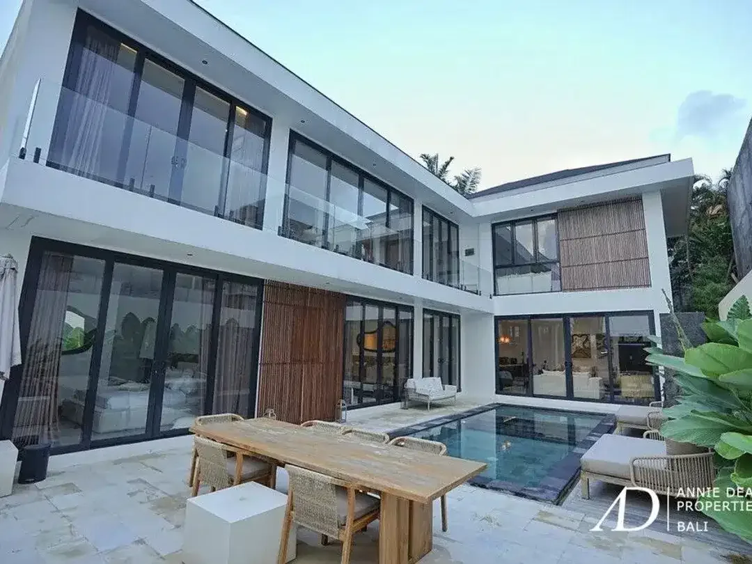 LEASEHOLD | 4-BEDROOM MODERN LUXURY VILLA IN UMALAS-BUMBAK - Image 3 of 10