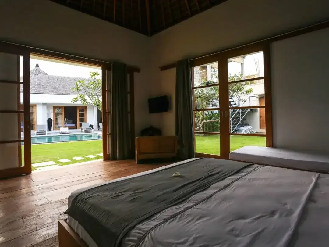 ID:H-148 Disewakan Luxury Villa Umalas Kerobokan Bali - Image 3 of 10