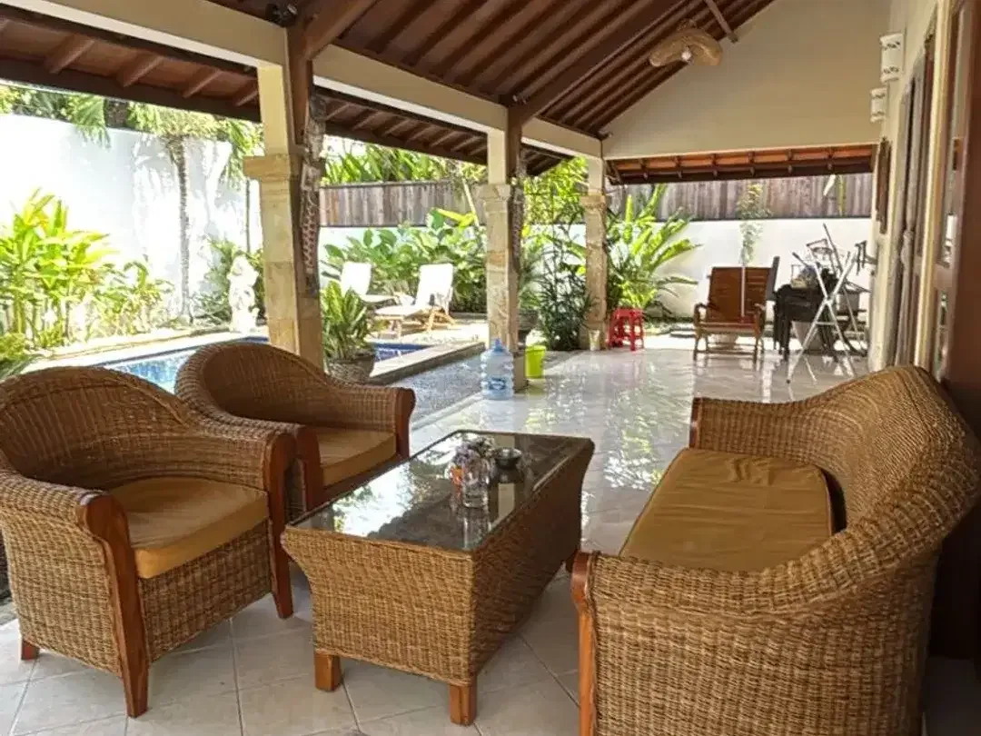 rumah dengan pool besar di puri gading jimbaran,dkt sekolah internasional,GWK - Image 2 of 9