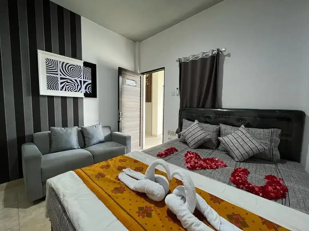 DIJUAL KOS ELITE LOKASI CEKOMARIA - Image 2 of 10