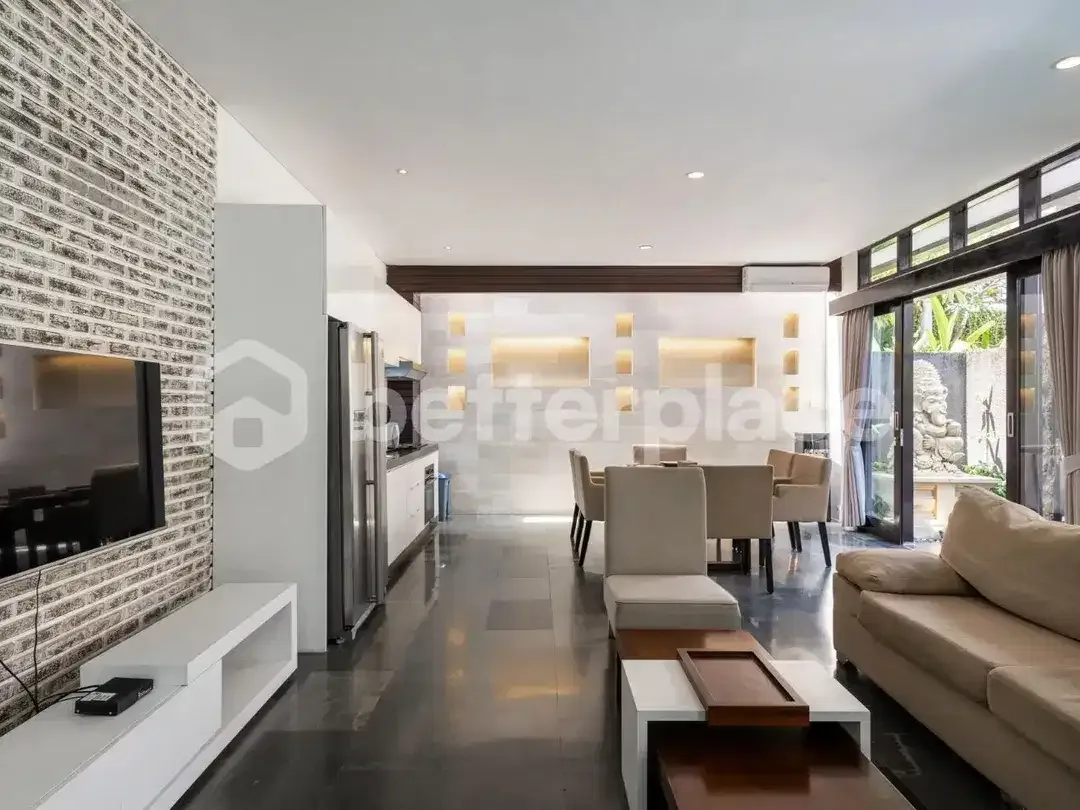 3 Bedroom Villa in Cemagi, Walking Distance to The Beach - Image 2 of 10