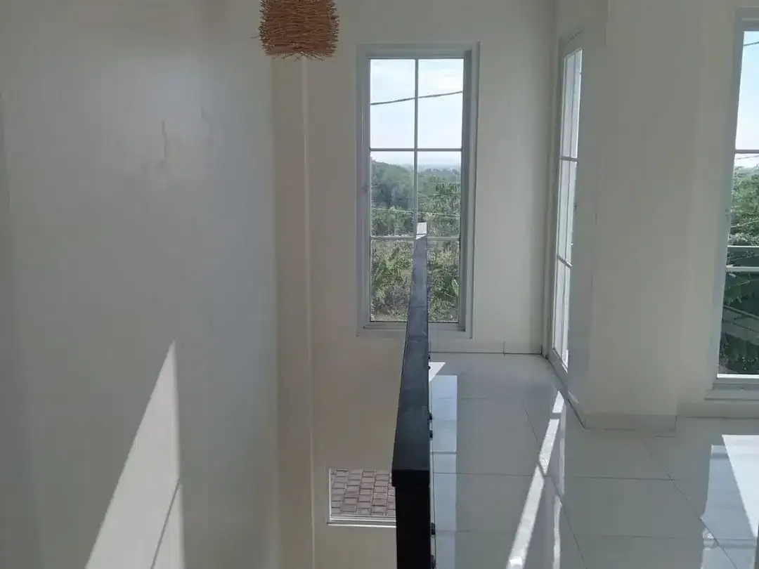 FULLY FURNISHED HOUSE WITH OCEAN VIEW KAMPIAL NUSA DUA - Image 6 of 10