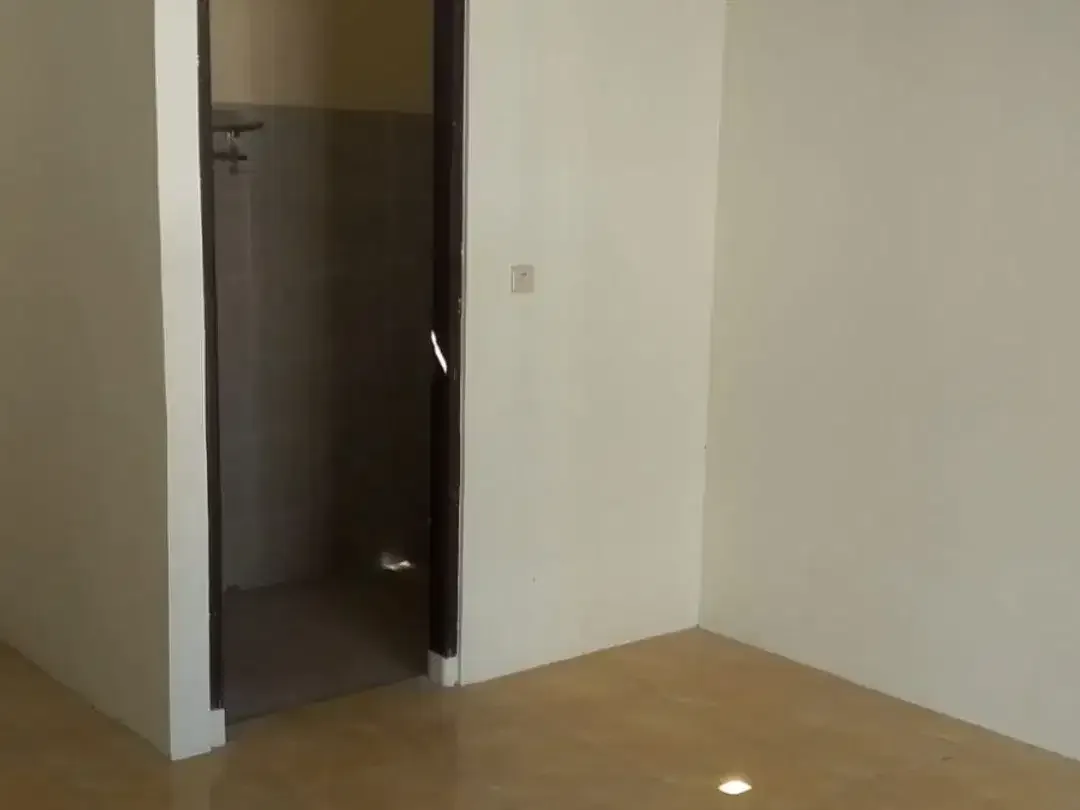 Rumah Baru 2 Lantai Disewakan di Tukad Batang Hari, Denpasar Selatan - Image 8 of 10