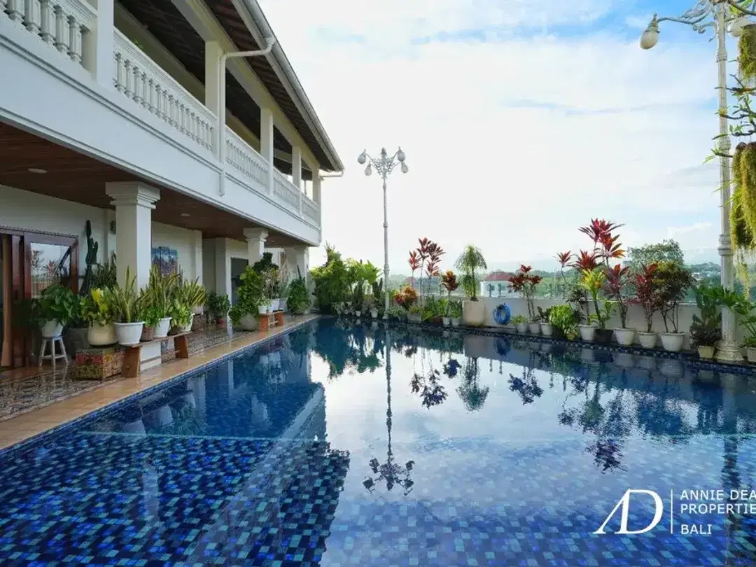 FREEHOLD COLONIAL-STYLE 6-BEDROOM VILLA WITH RICE FIELD VIEW - KABA-KABA - Image 1 of 10