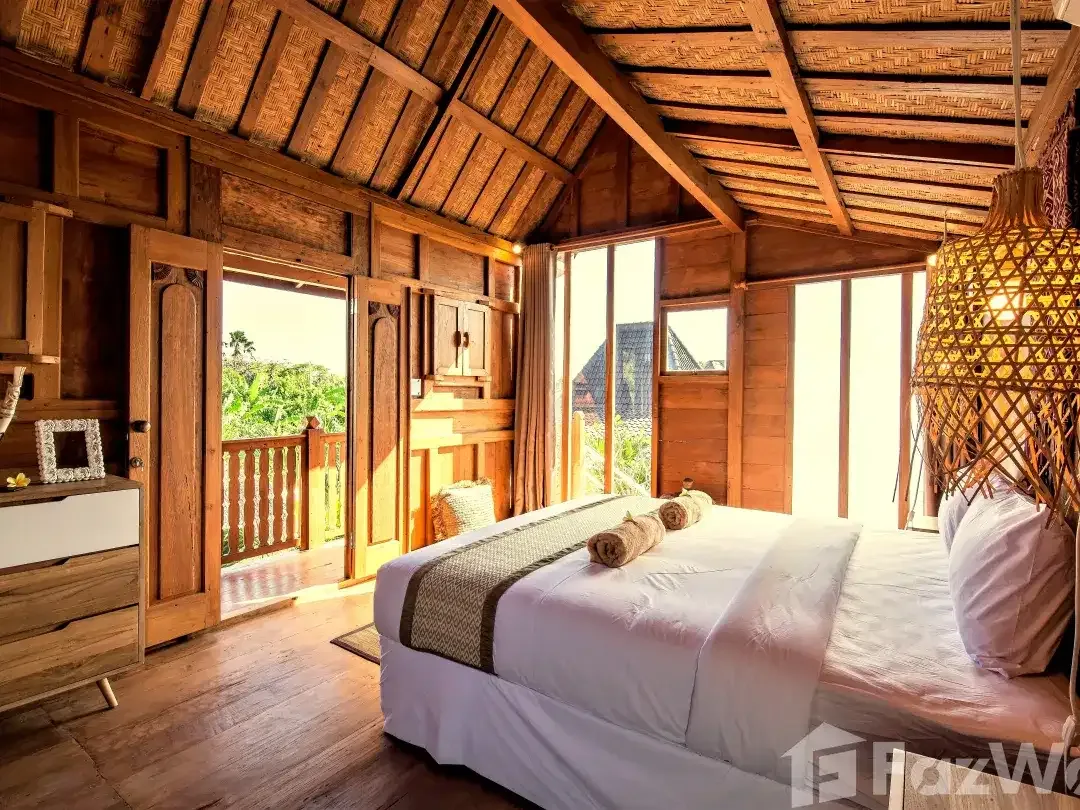 5 Bedroom Villa for sale in Seminyak, Bali - Image 7 of 10