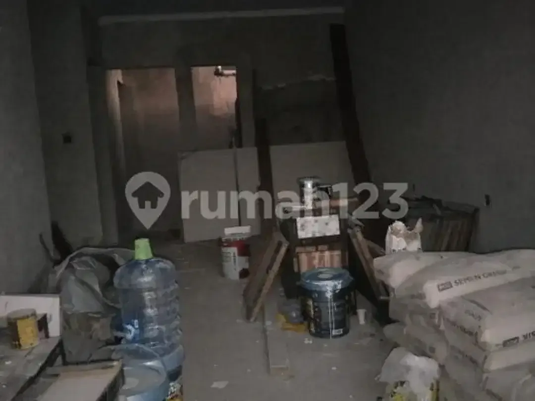 Rumah Brand New Lantai 2 Area Jalan Gunung Andakasa - Image 7 of 8