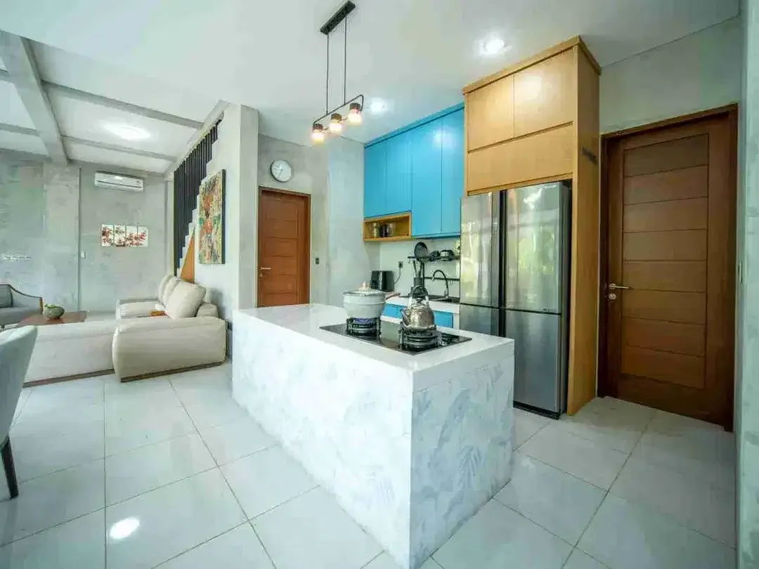 For sale villa style house 300m² at Padonan area, near Canggu Badung Bali - Image 8 of 10