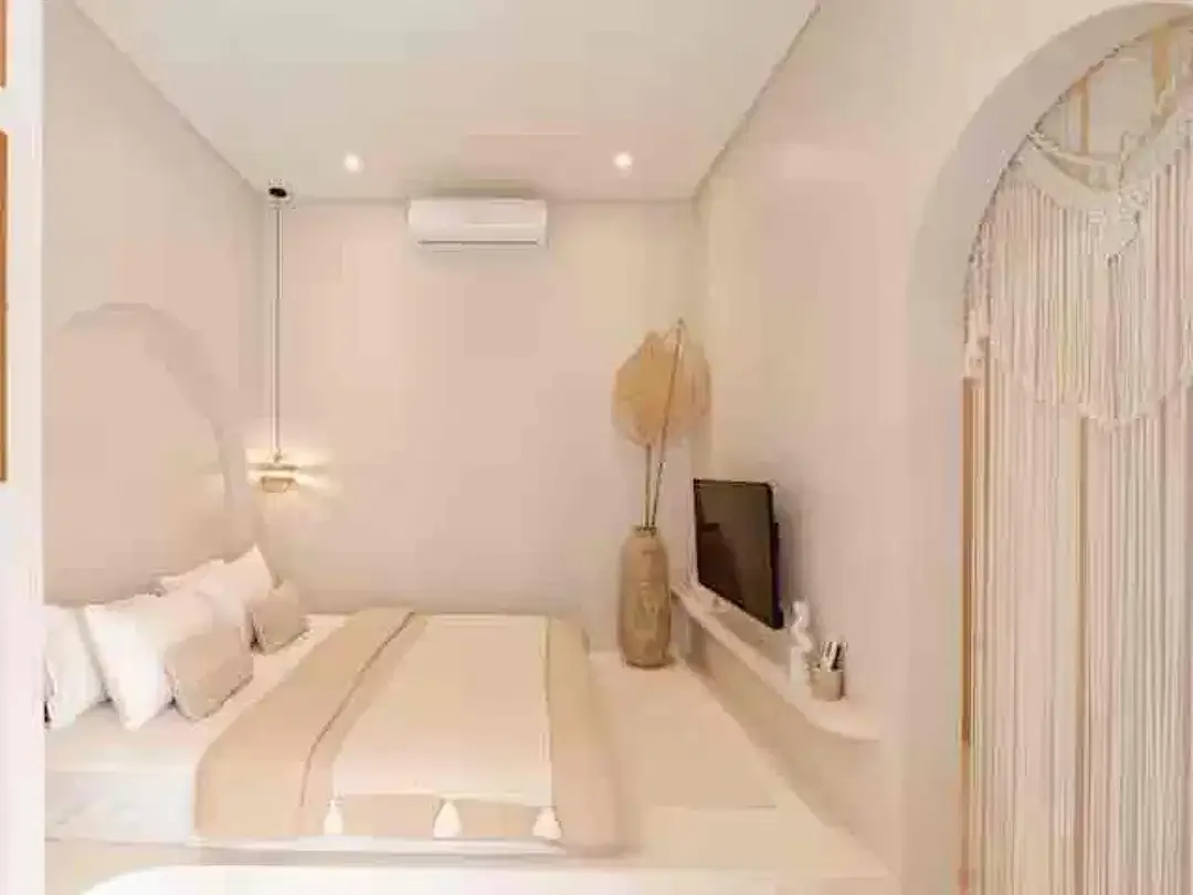 Modern Mediterranean Villa in Canggu Berawa - Image 9 of 10