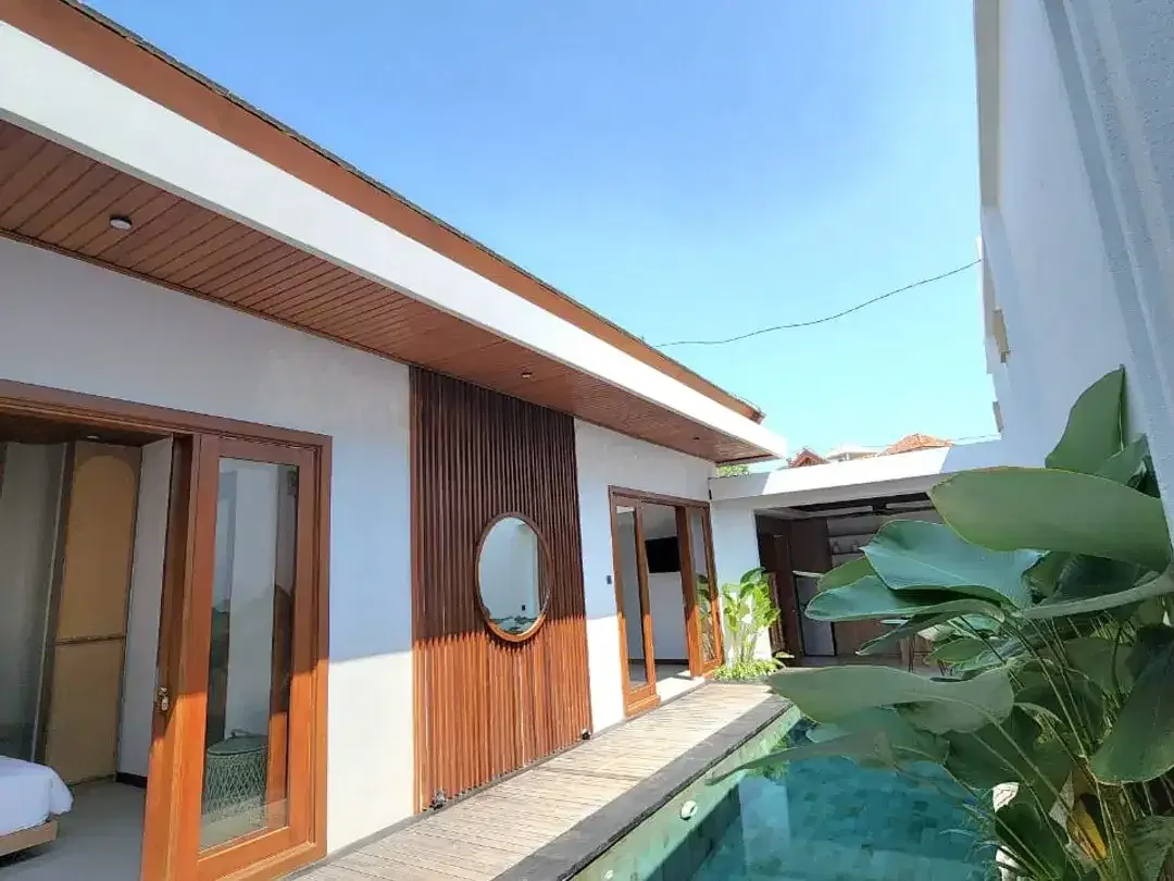 Villa kayu tulang utara canggu - Image 1 of 10