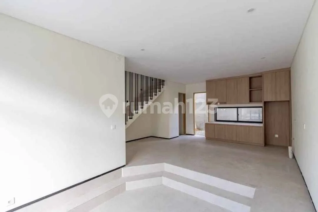 Exclusive Modern Residence 3Br Near Sanur | Prime Location (324V) - Image 2 of 4
