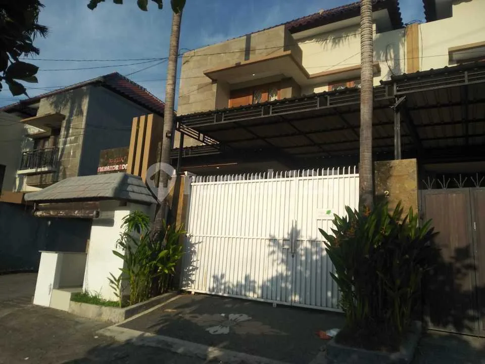 Rumah 2 Lantai Lokasi Strategis Teuku Umar Barat Denpasar - Image 2 of 4