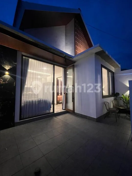 V585 Rumah Modern Nyitdah Tabanan Dekat Pantai Kedungu All In - Image 2 of 4