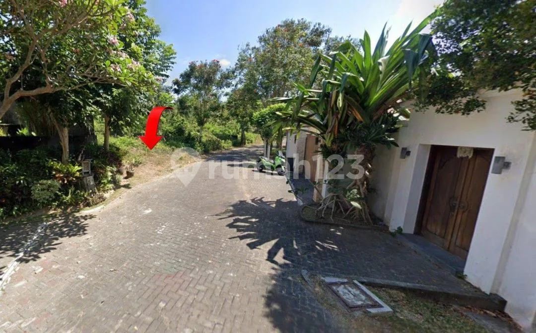 Dijual Tanah Langka Lokasi Pecatu Indah Resort - Image 2 of 4