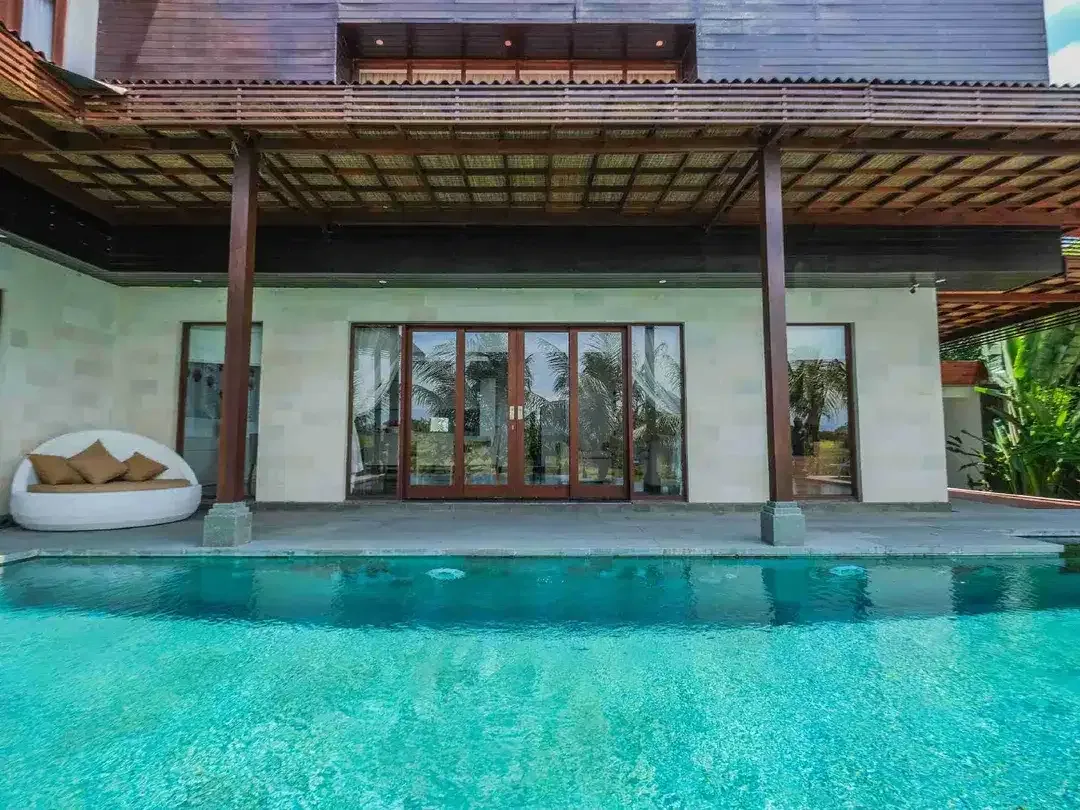 Di jual villa luxury dekat pantai Sangat bagus dengan view yang sangat menawan - Image 3 of 10