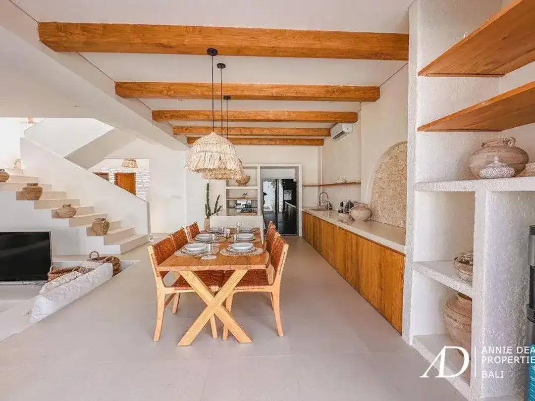 FREEHOLD BRAND NEW MEDITERRANEAN STYLE VILLA UNGASAN - Image 4 of 10