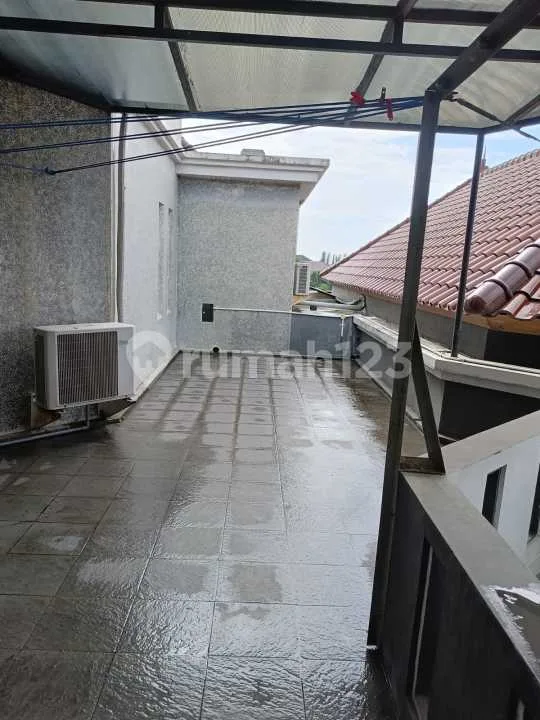Rumah Ready 5br Kawasan Elite Semi Fullnished Di Denpasar Timur - Image 3 of 4