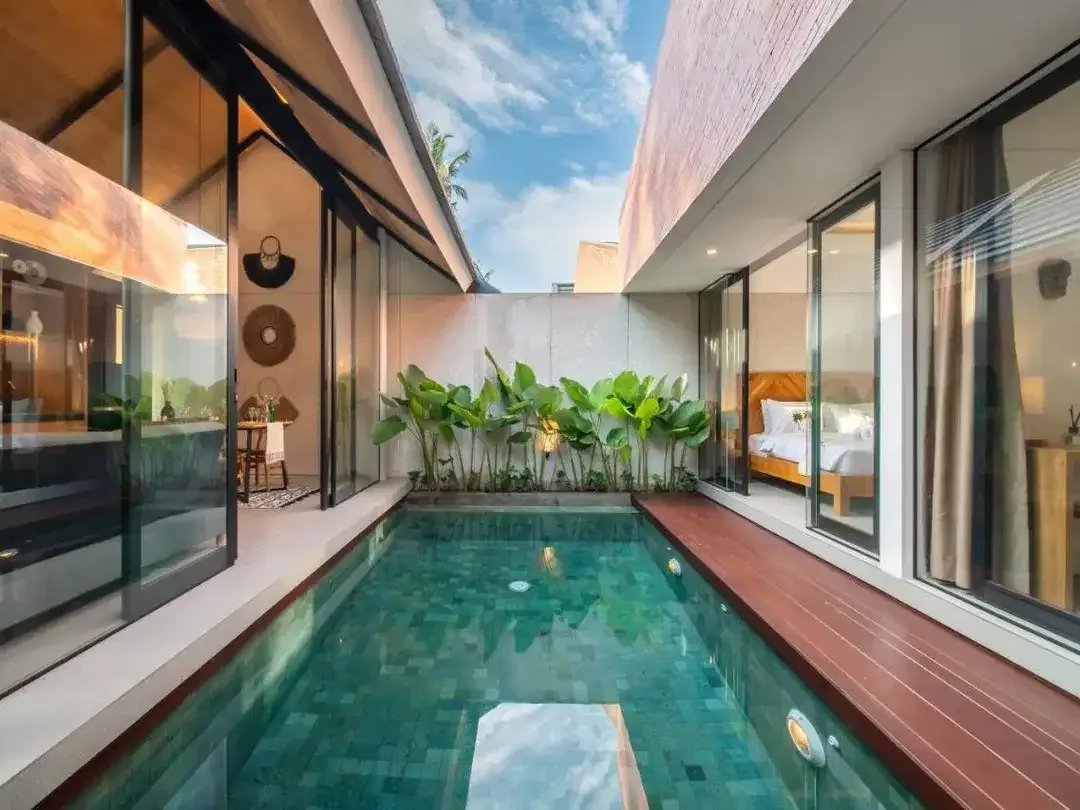 Dijual Rumah Furnished 2 Kamar Tidur dengan Kolam Renang di Ubud Bali, Hak Milik - Image 3 of 10