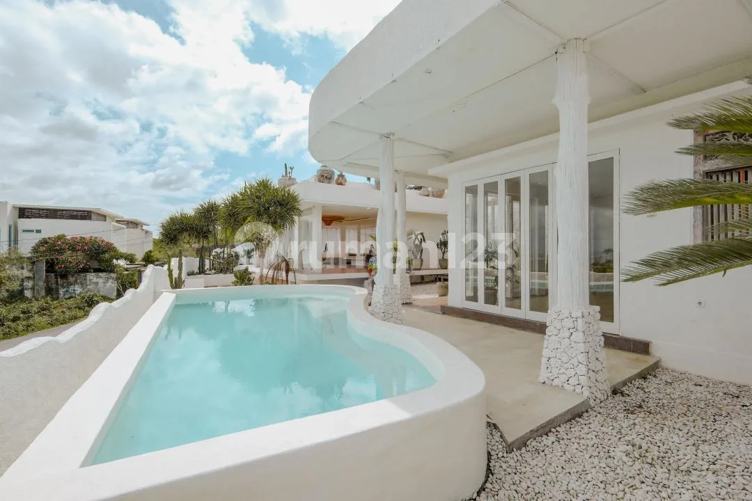 Luxury Mediteranean Villa 3 Bedrooms 613 M2 - Image 4 of 4
