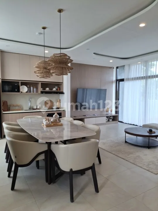 Rare Luxury Villa With Panoramic Golf Views And Private In Villa Elevator - Image 4 of 4